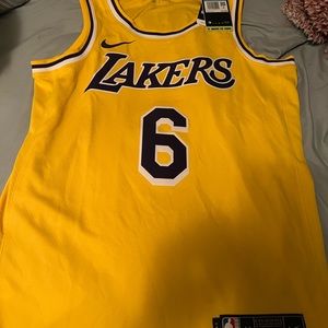 Lebron James jersey
